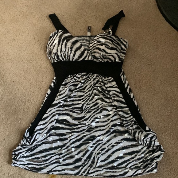 Zebra print shirt - Picture 2 of 2